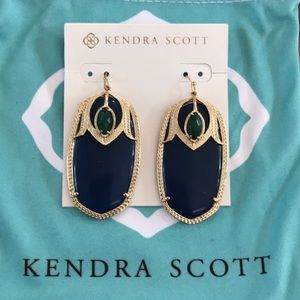 Rare Kendra Scott Earrings